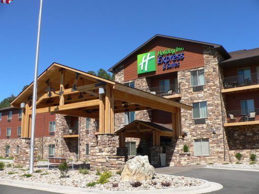 Holiday Inn Express & Suites, Custer